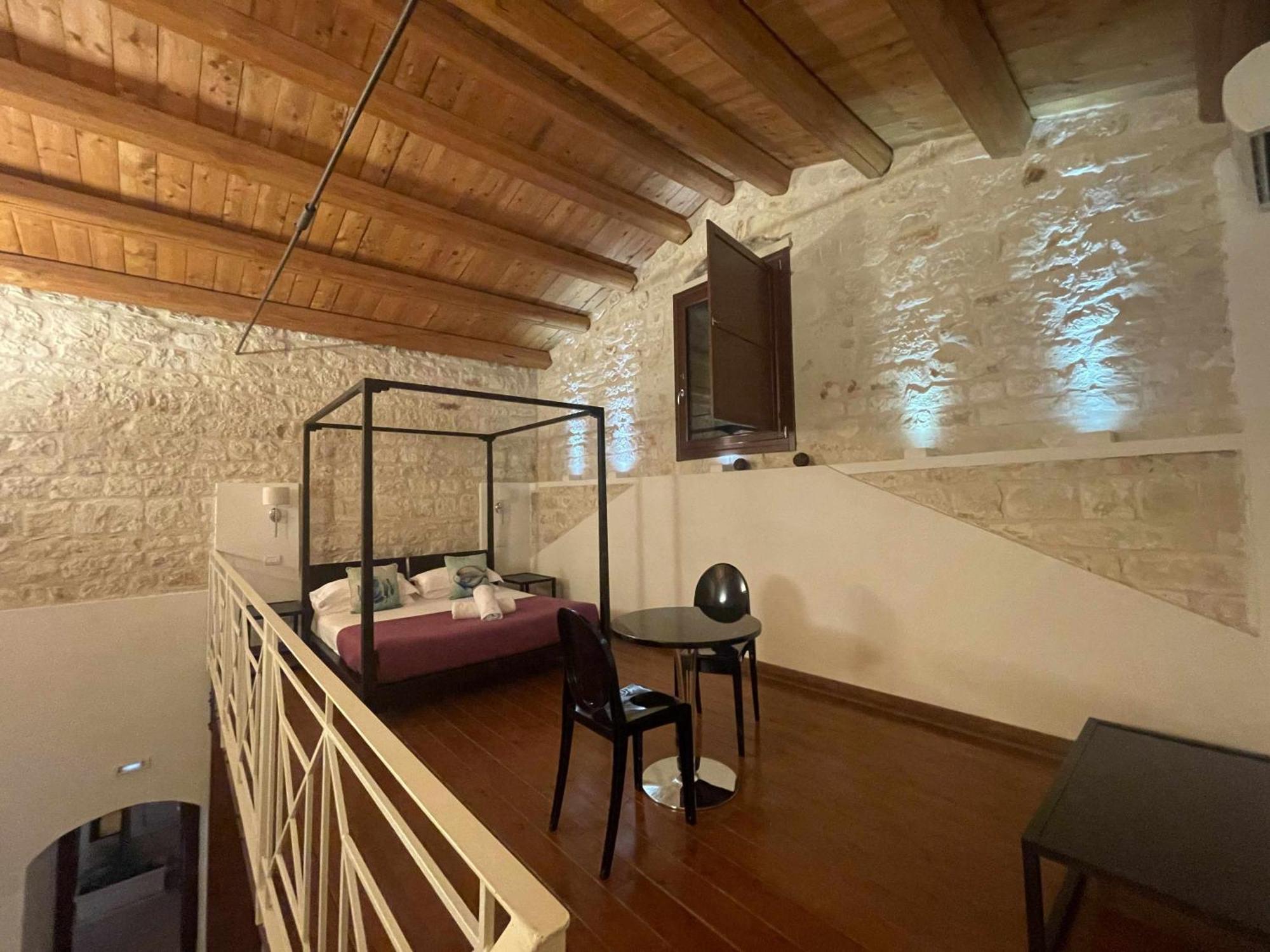 Torre Dantona Country Suites Pozzallo Exterior foto